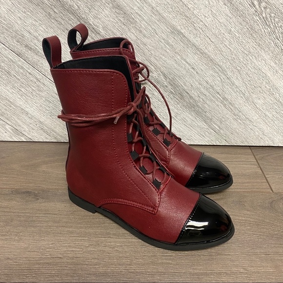 New! Vintage Style Combat Lace Up Boots In Wine - Picture 3 of 8